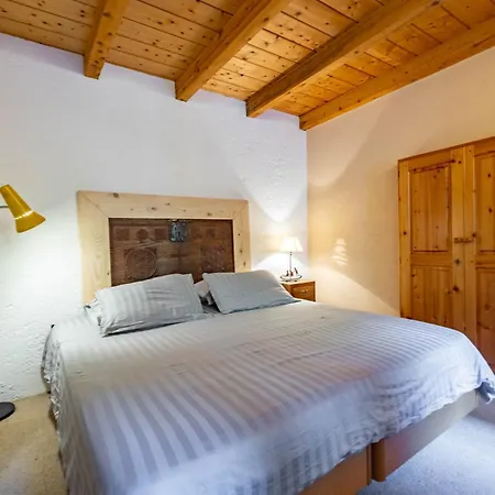 Ponton - Le Four Des Alpes *